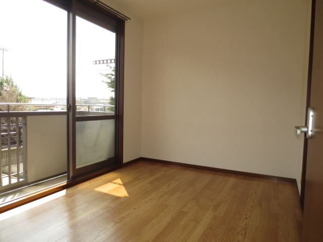Living and room. Day is also good! 