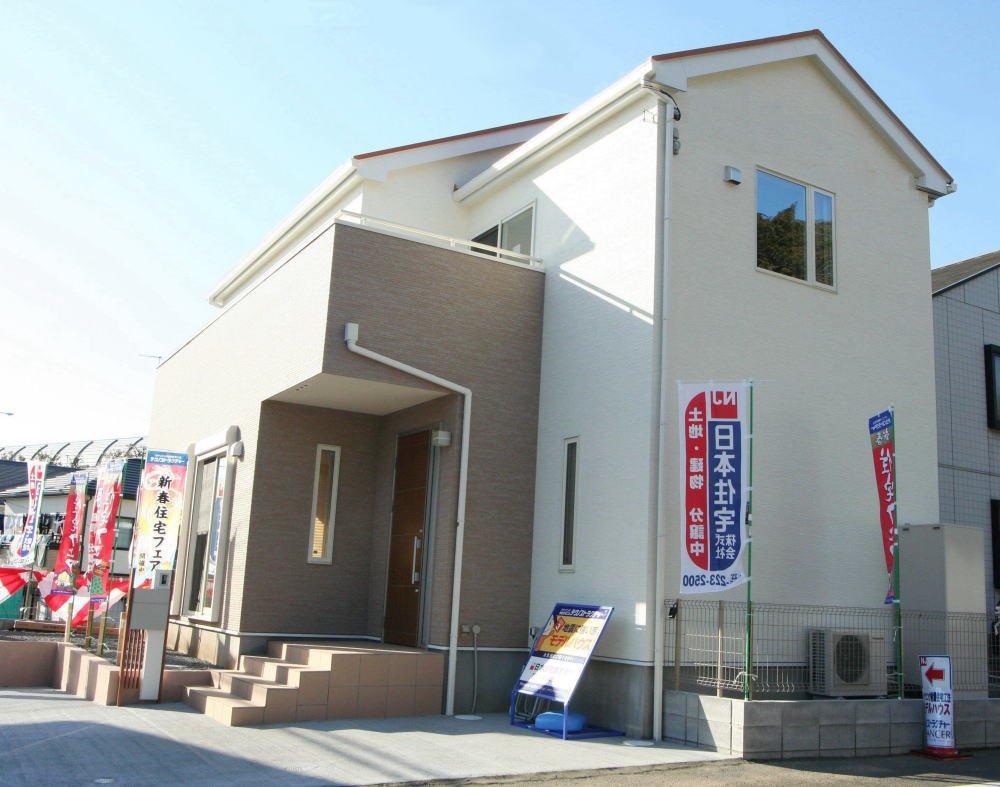 Local appearance photo. Taiyoko power 3.72kw with (HIT). With eco imitate a system that can save power without waste.