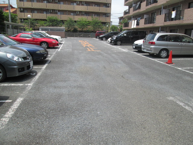Parking lot
