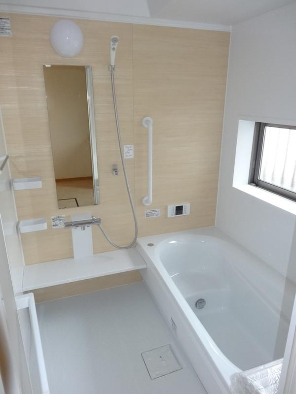 Same specifications photo (bathroom). Example of construction