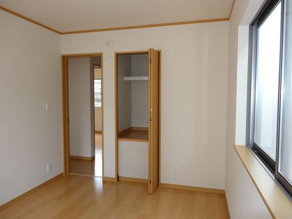 Non-living room. Example of construction