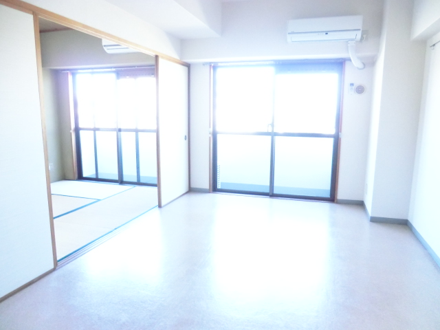Living and room