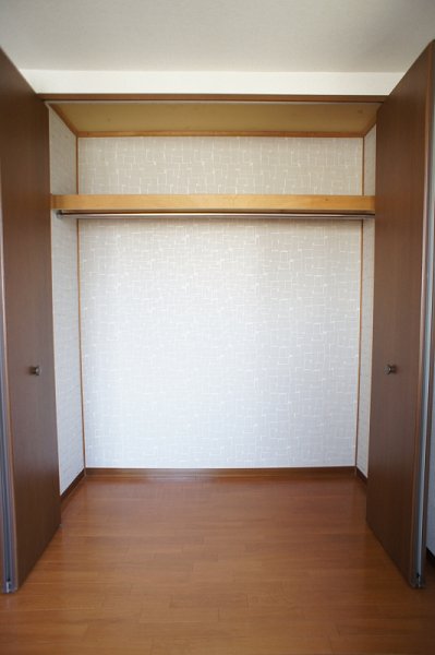 Other. Storage (Western-style 6.6 Pledge)