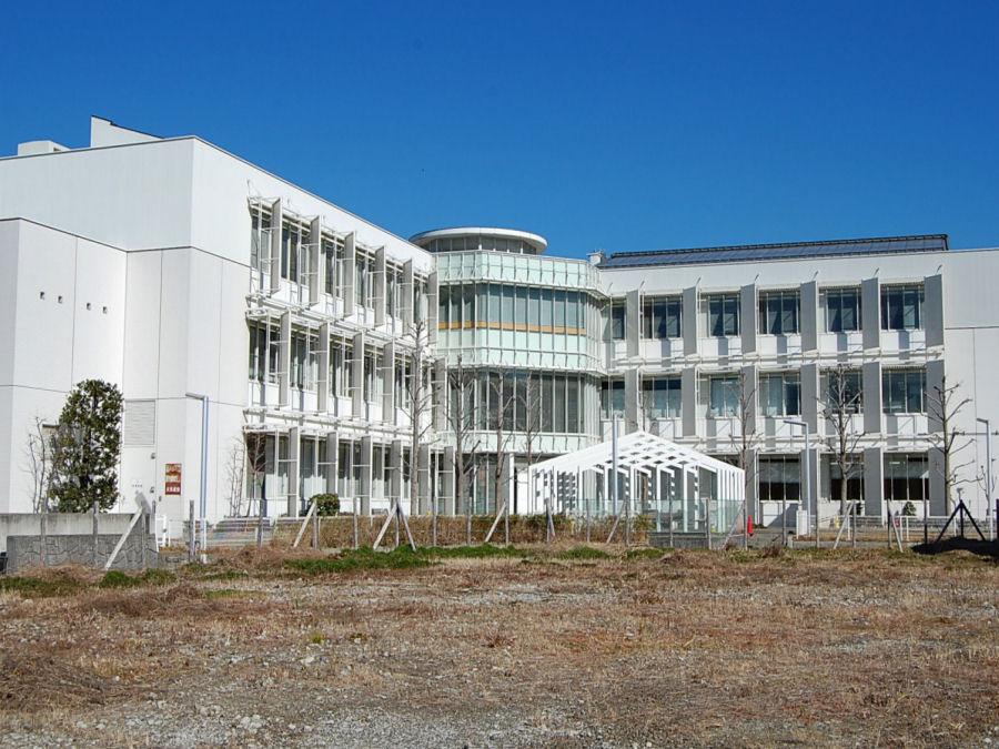 Government office. 540m to Kamakura Koshigoe administration center