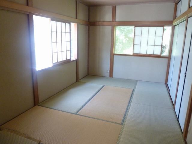Living and room. Japanese-style room 7.5 tatami! You can use spacious! 