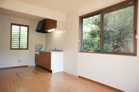 Living and room. LDK10 Pledge