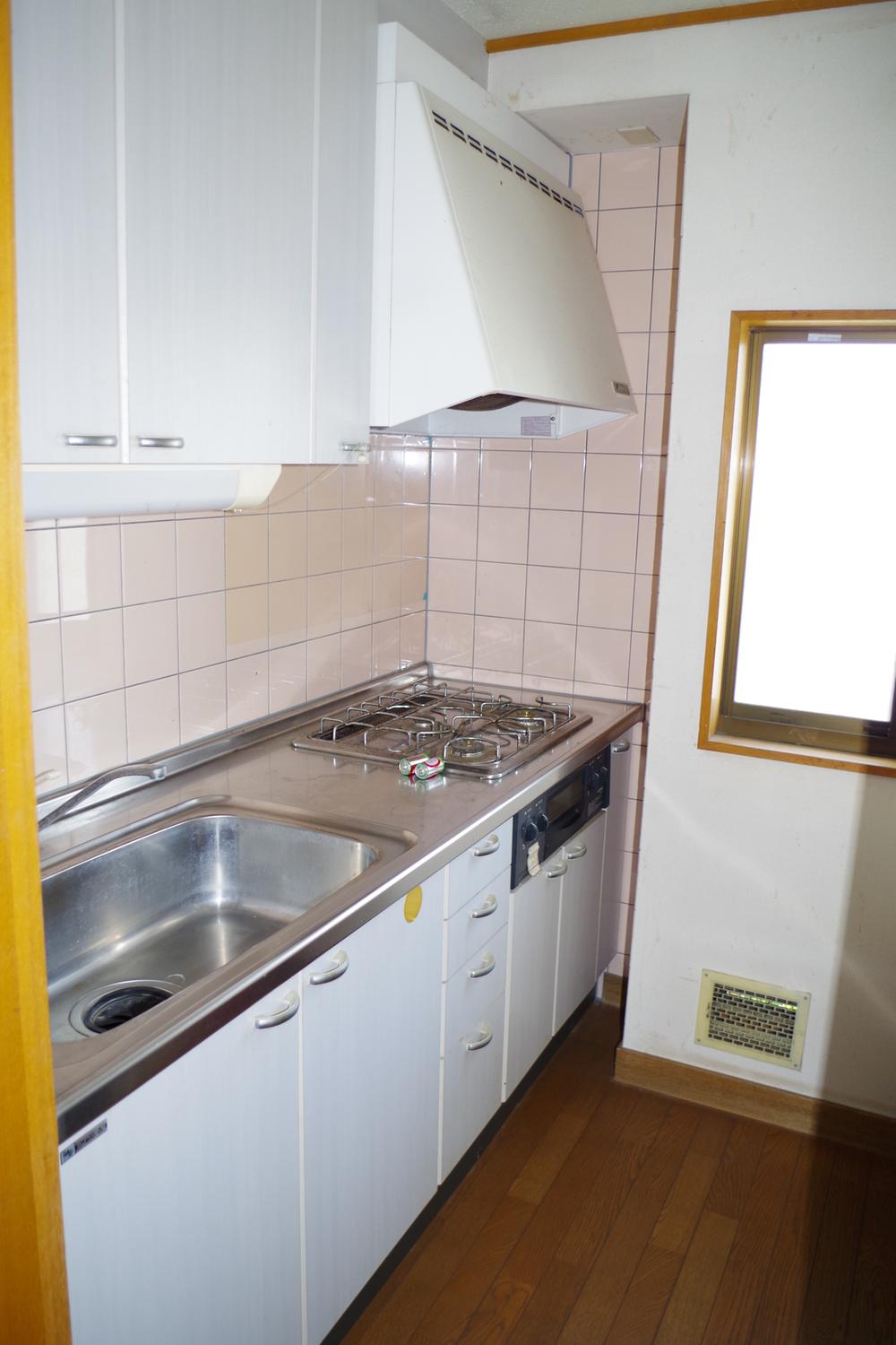 Kitchen. Indoor (July 2013) Shooting