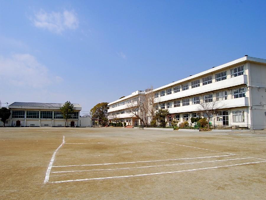 Primary school. 550m to Kamakura Municipal Fukasawa Elementary School