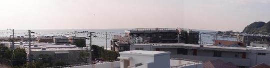 Local appearance photo. Vista views and a cityscape of Yuigahama Sagami Bay from the balcony