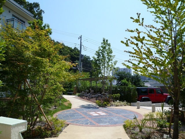 Other common areas. Alley in the Kamakura Garden