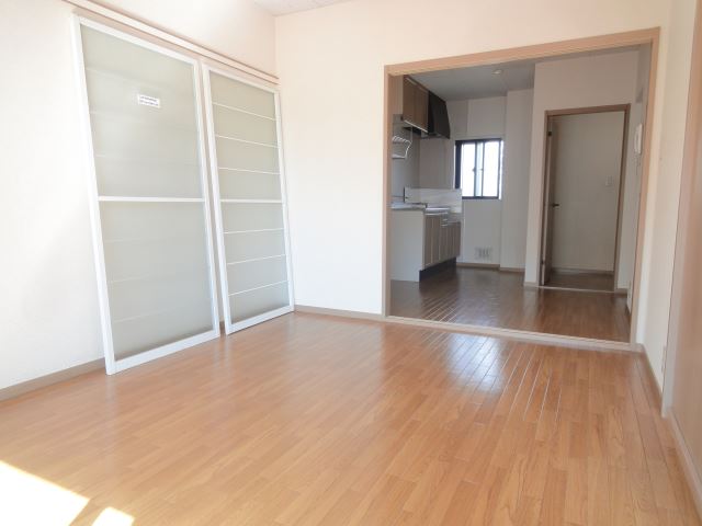 Living and room. Bright Western-style.