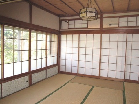 Living and room. Japanese-style room about 8 quires