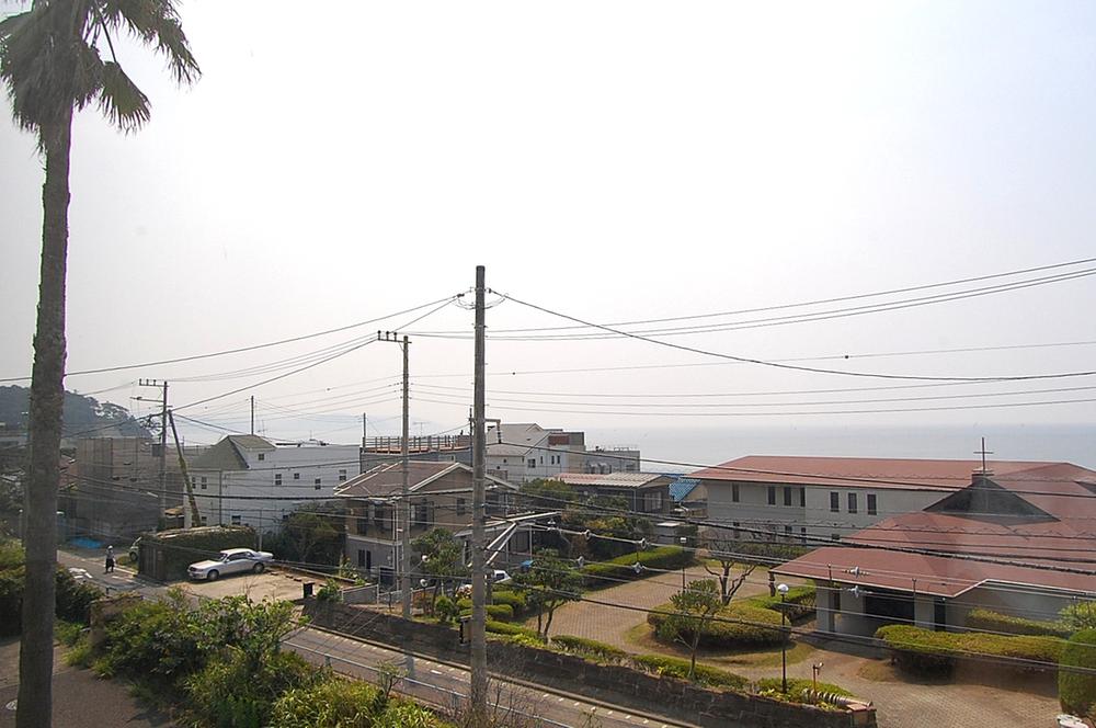 View photos from the dwelling unit. 180-degree panoramic view overlooking the Sagami Bay from the balcony!
