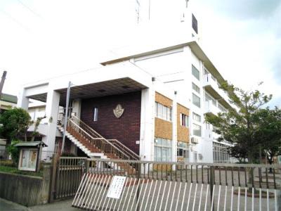 Junior high school. Koshigoe 551m until junior high school
