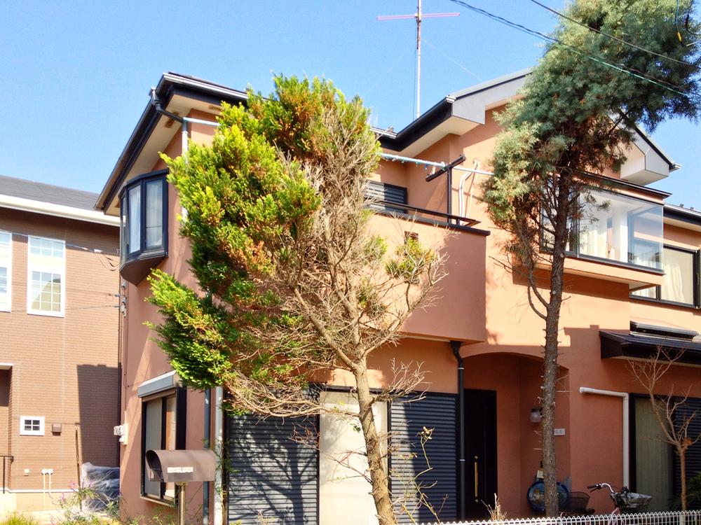 Local appearance photo. Zenshitsuminami facing bright house. Good per yang!