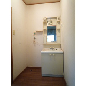 Living and room. Japanese-style room 6 quires Two-sided lighting closet ・ It is with upper closet.