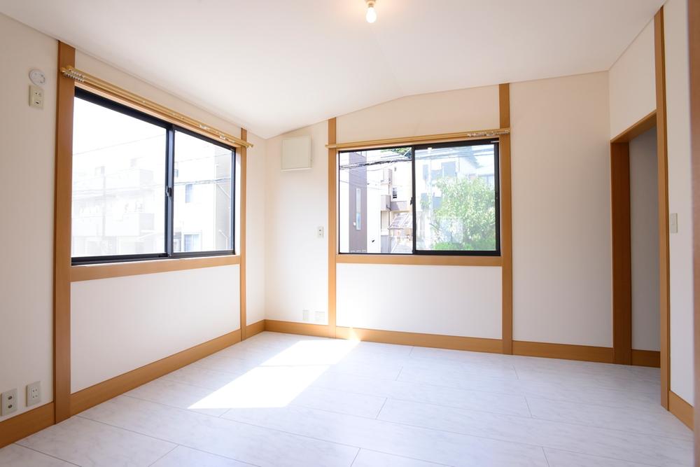 Non-living room. Good per yang 2 Kaiyoshitsu.