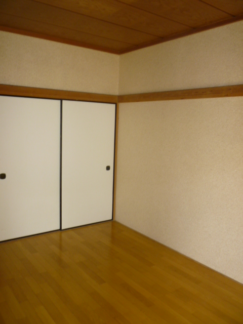 Other room space. Western-style 4.5 Pledge