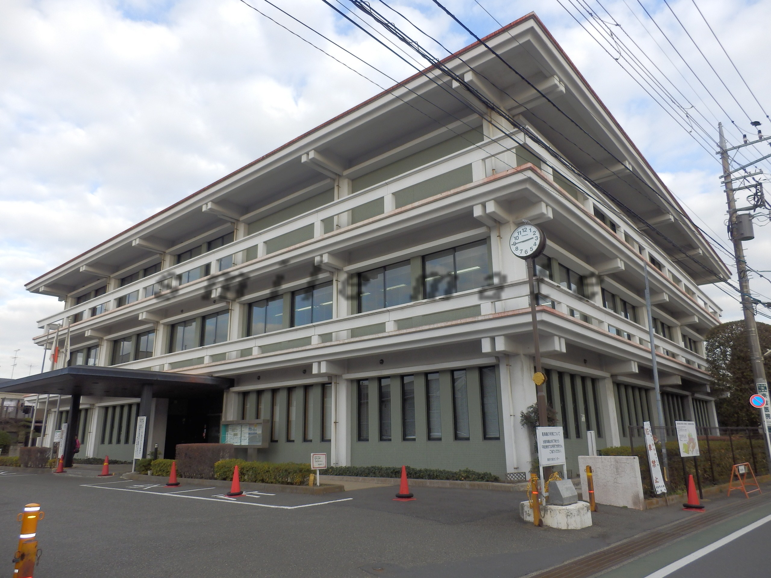 library. 892m to Kamakura Fukasawa library (library)
