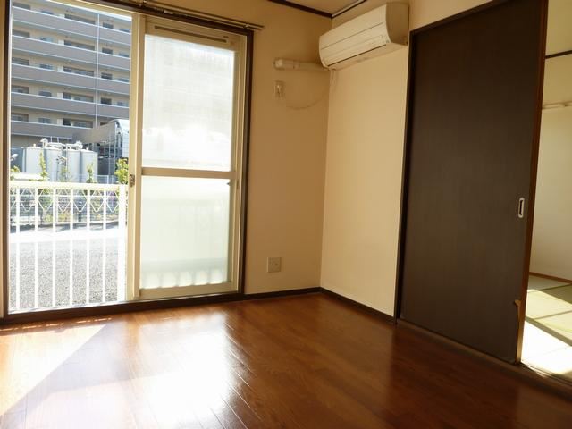 Living and room. Western style room