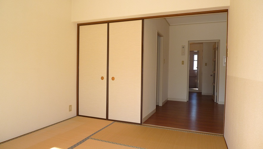 Other room space. South Japanese-style room