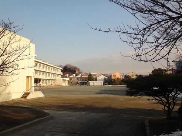 Primary school. Tamanawa until elementary school 635m