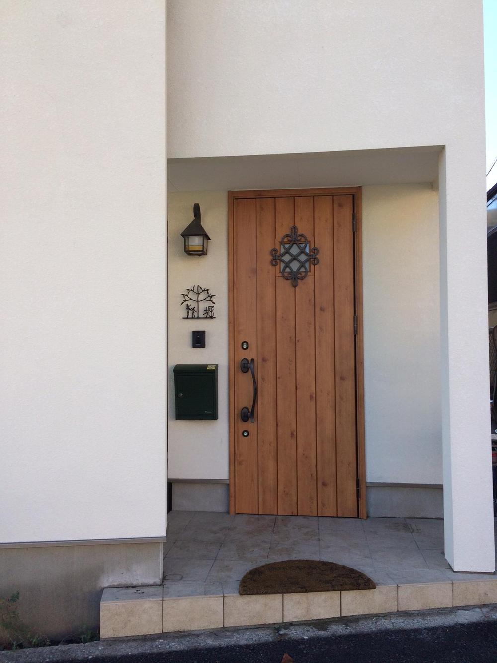 Entrance. Local (12 May 2013) Shooting