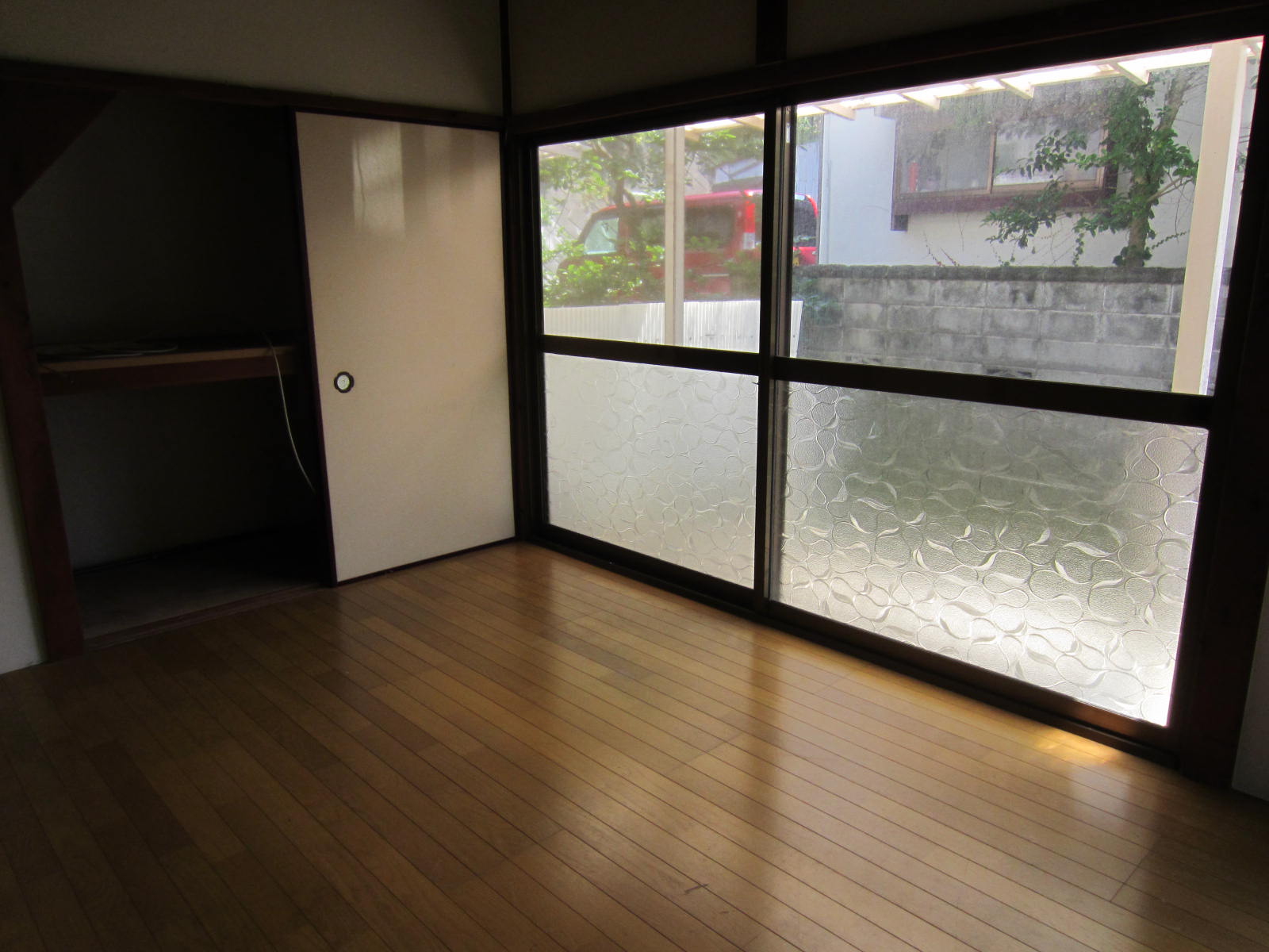 Living and room
