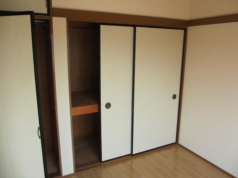 Other room space. Receipt