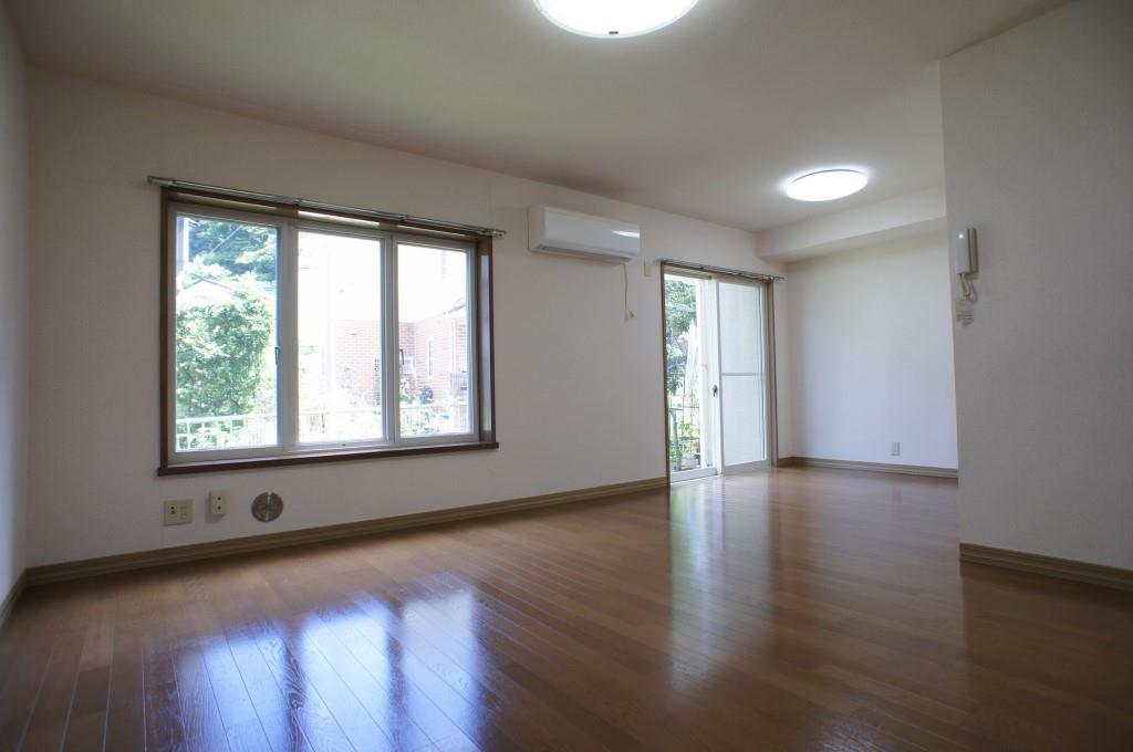 Living and room