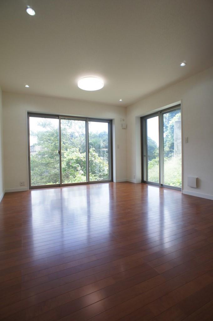 Living and room