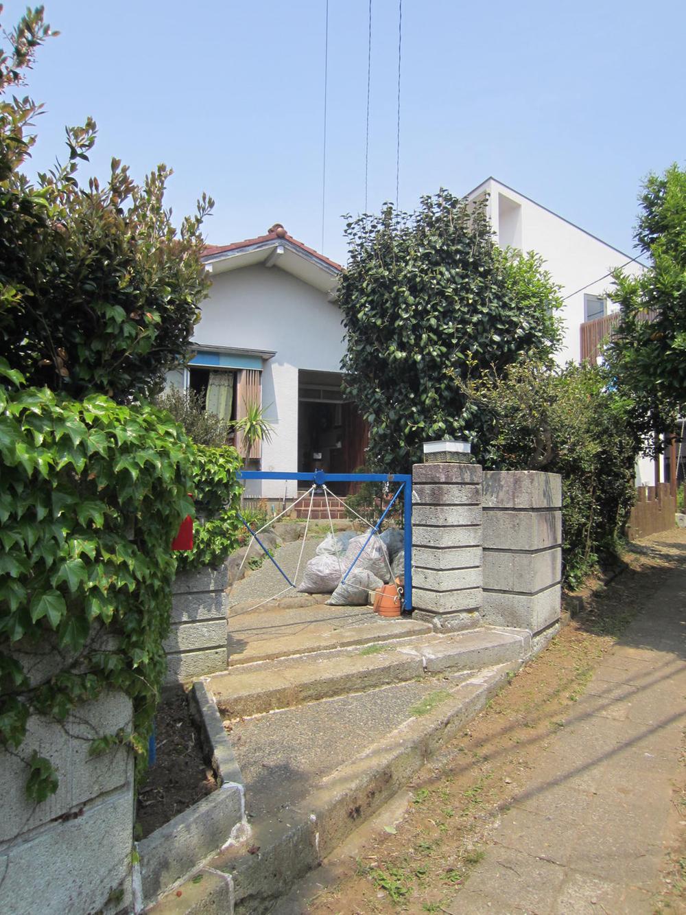 Local photos, including front road