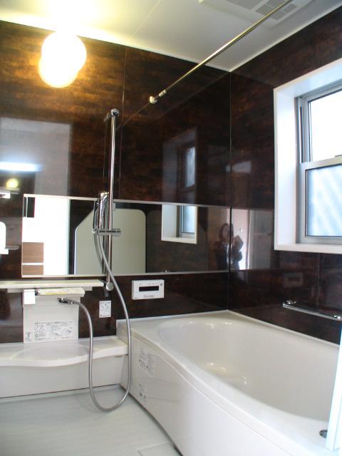 Bathroom. Indoor (11 May 2013) shooting Building C