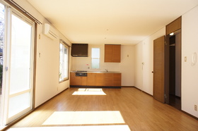 Living and room. LDK18 Pledge