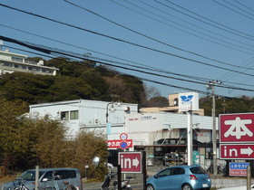 Supermarket. Mountain or 700m to Super (Super)