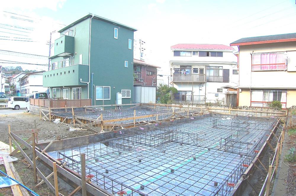 Local appearance photo. Local (12 May 2013) Shooting