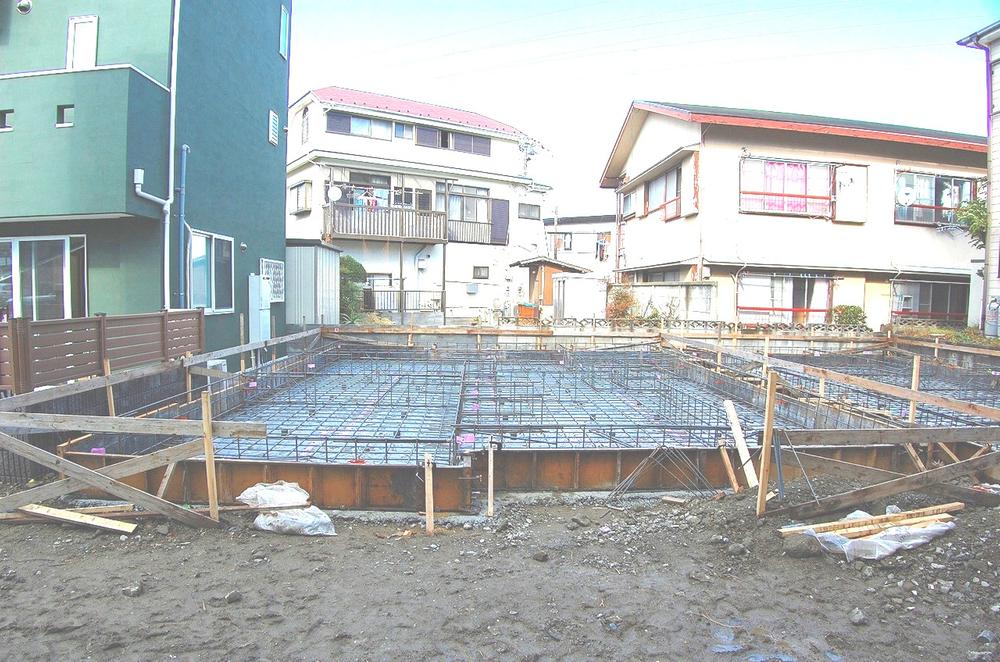 Local appearance photo. Local (12 May 2013) Shooting