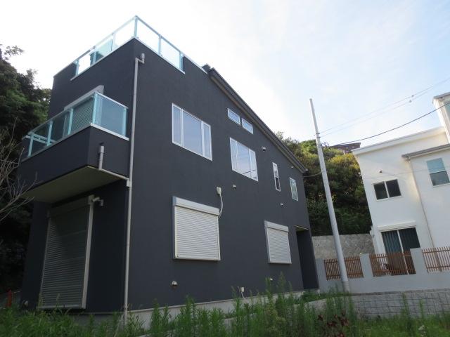 Local appearance photo. Local (06 May 2013) Shooting