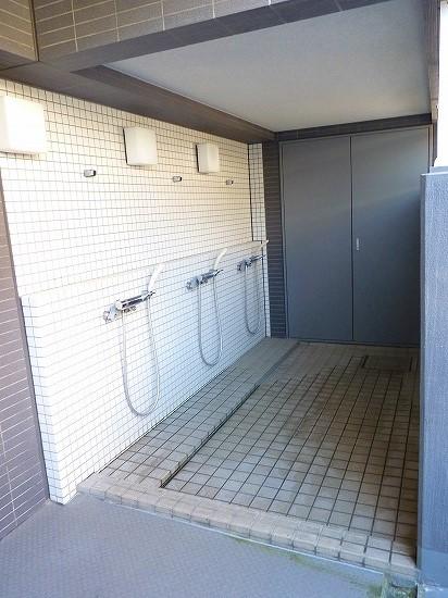 Other common areas. Shower facility