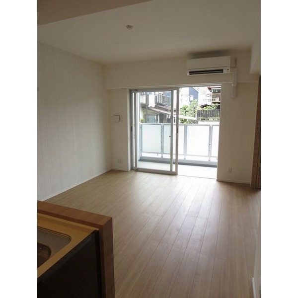 Living and room