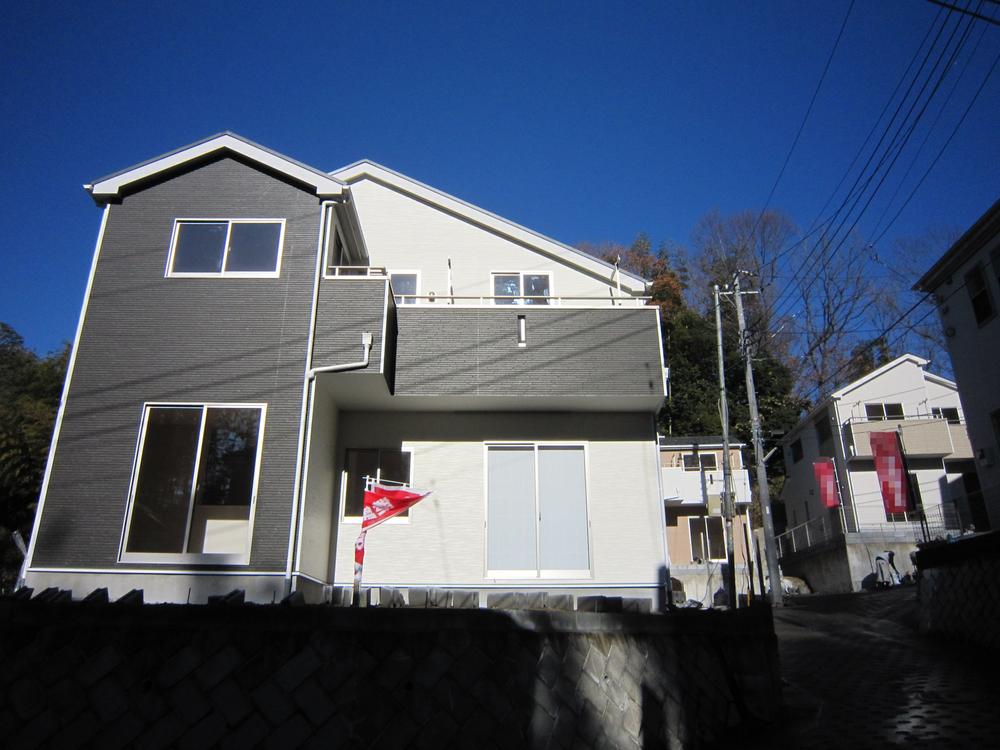 Local appearance photo. Close to feel the transitory season, Lush quiet residential area