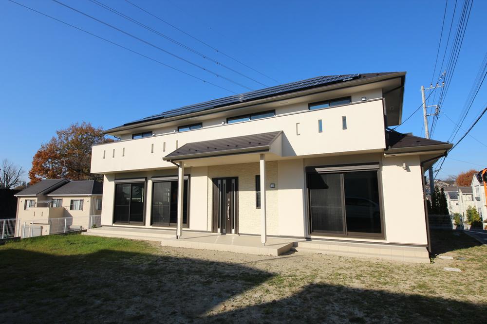 Local appearance photo. On the south side, There is a wide over Io garden!