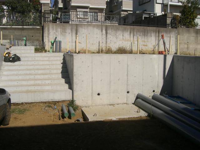 Parking lot. Building 3.