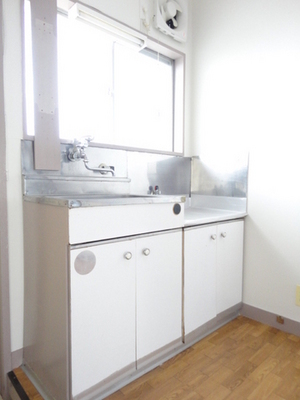 Kitchen. Is a convenient two-burner stove installation Allowed kitchen towards the self-catering school. 