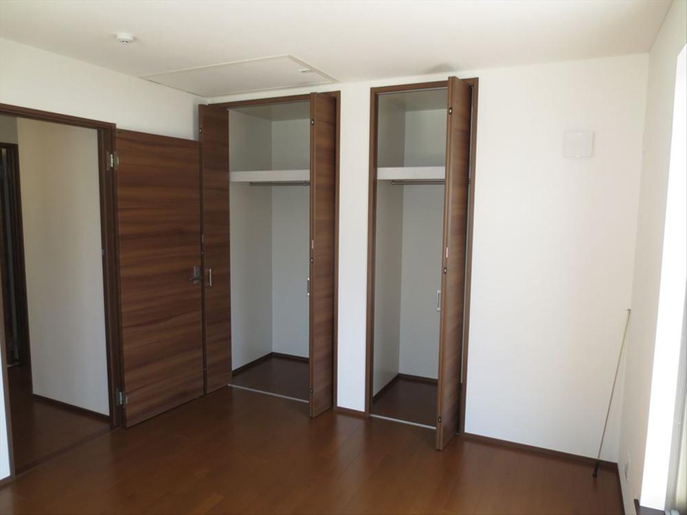 Receipt. Indoor (September 2013) Shooting 2 Kaiyoshitsu 7 Pledge in closet