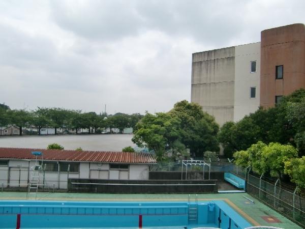 Primary school. Nagasawa 250m up to elementary school