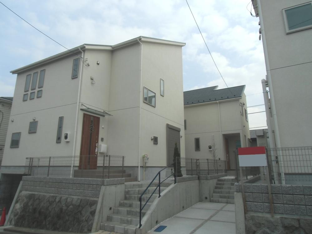 Local appearance photo. Appearance of simple design!