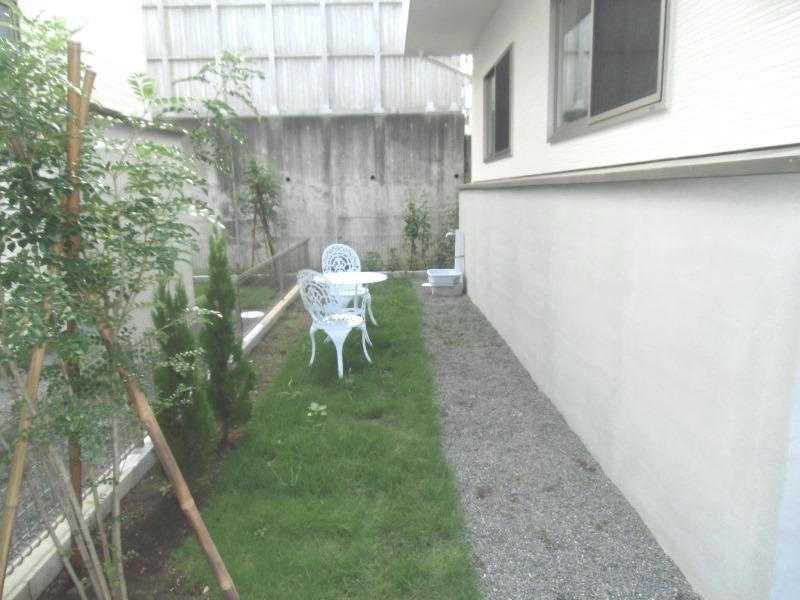 Garden. Local (10 May 2013) Shooting