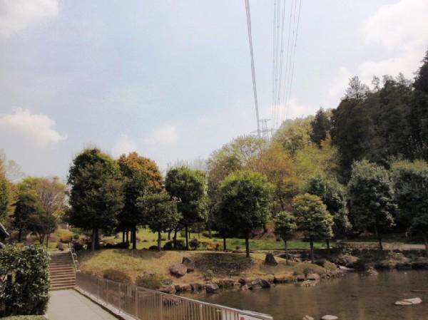 park. 200m to Ozenji Furusato Park