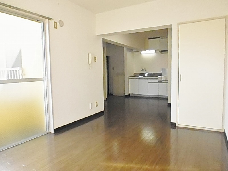 Living and room. 10.5 Pledge of is LDK